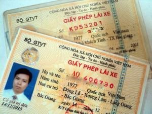 Bằng Lái Bị Mất Là Bằng Thẻ Giấy Bìa Cũ Được Cấp Trước Năm 2012