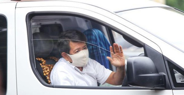Xe cứu thương ông Đoàn Ngọc Hải nghĩa cử cao cả yêu thương 11 Xe cứu thương ông Đoàn Ngọc Hải nghĩa cử cao cả yêu thương 7