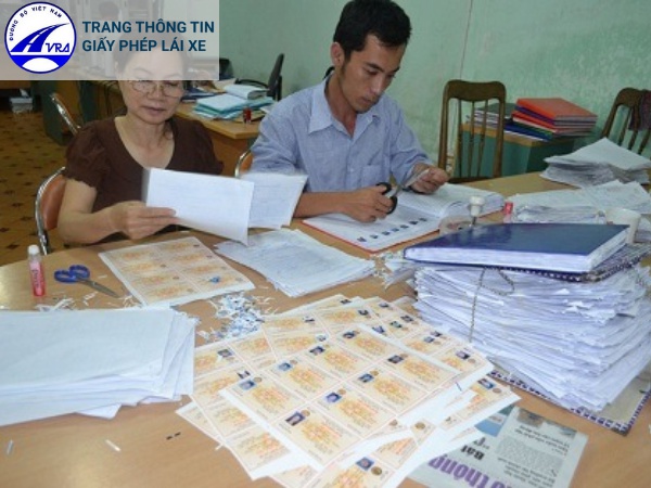 Gia hạn bằng lái xe ô tô đã hết hạn sử dụng Gia hạn đổi bằng lái xe ô tô hết hạn sử dụng