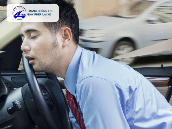 Nguyên nhân, triệu chứng của buồn ngủ khi lái xe Nguyên nhân, triệu chứng của buồn ngủ khi lái xe