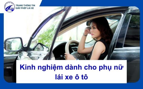 phụ nữ lái xe ô tô