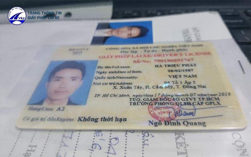 Thi bằng lái A2 bao nhiêu tiền? 4 Mẫu bằng lái A2 nhựa PET mới