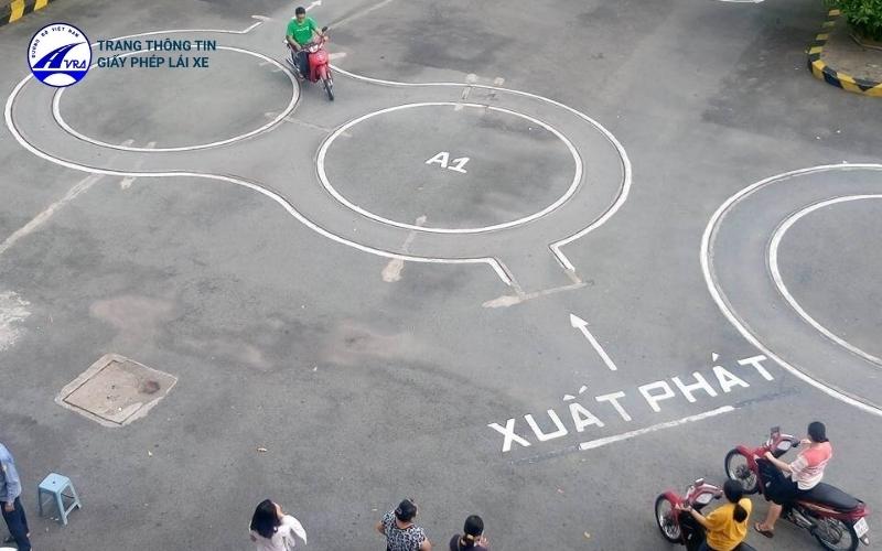 Thi bằng lái xe máy bao nhiêu tiền? 3 Phí học thực hành